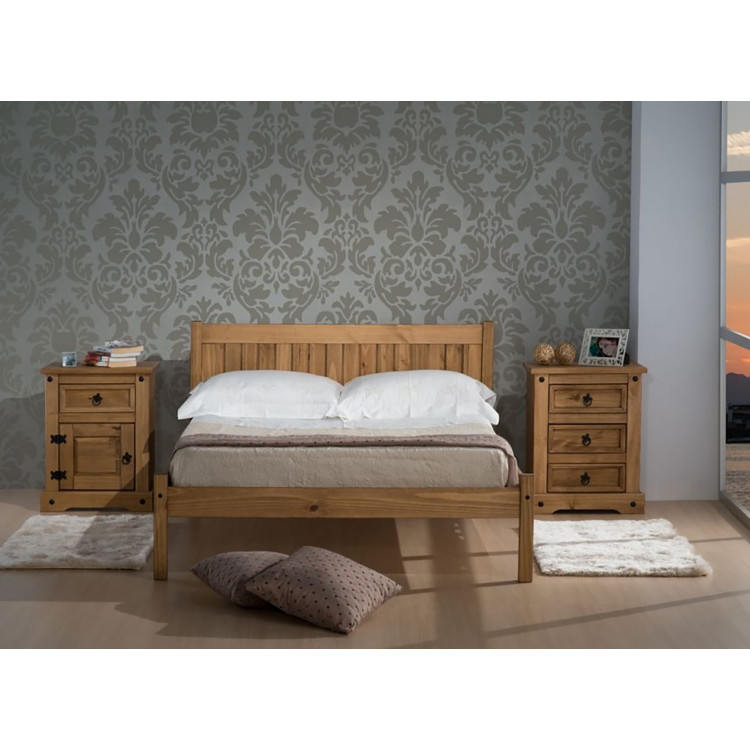 Dvoulůžková manželská postel 140x200 s roštem CORONA RIO. Masiv borovice vosk